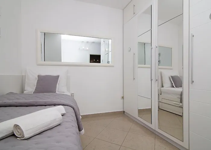 Mirror Appartamento *