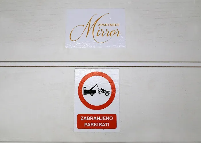 Mirror アパート